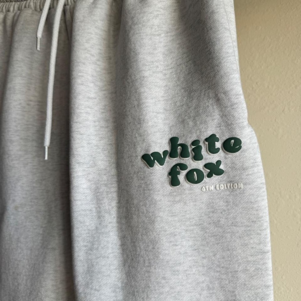 White Fox Gym Heather Gray Fleece Jogger Sweatpants Oversized Sz S